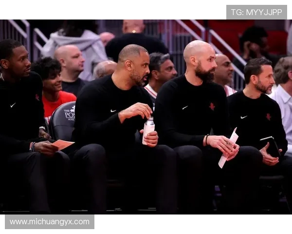 火箭与马刺激战上半场谢泼德表现抢眼文班状态起伏失误频繁